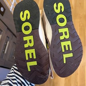 Women’s out n about sorel boots!